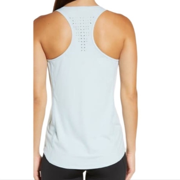𝅺NEW Zella “Nova” Exercise Perforated Cutout Racer Back Size L Workout Tank Top - Picture 5 of 15